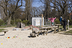 Spielplatz, Holzverschlag